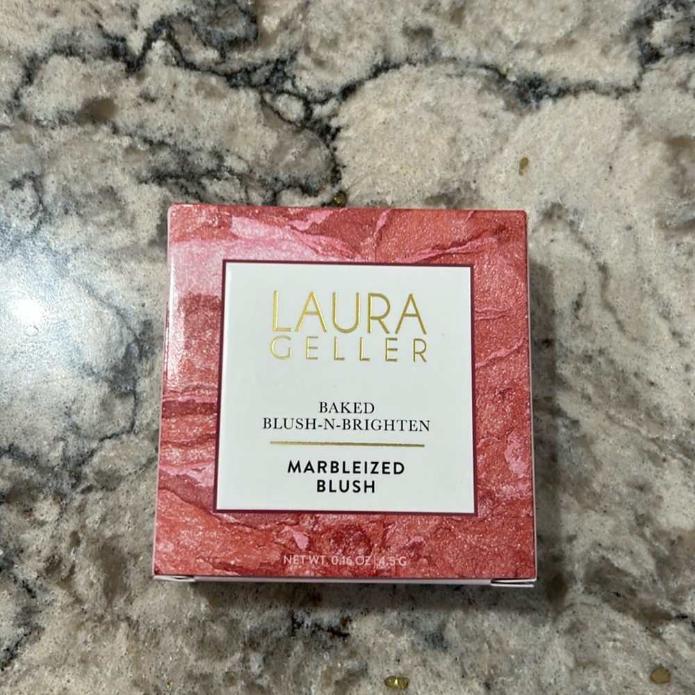 Laura Geller brand new blush color pink grapefruit